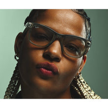 Meta Ray-Ban Smart Glasses Wayfarer Large 53/22/155 Matte Black/Clear to G-15 Green Transitions RW4008