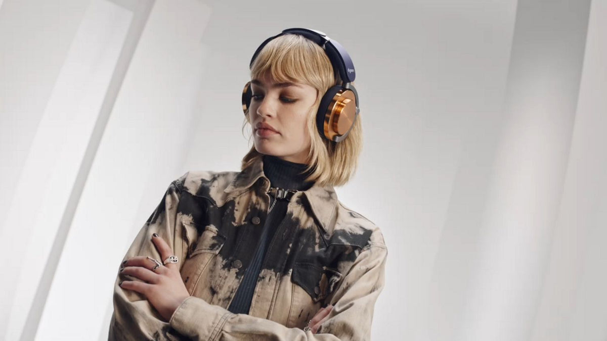 Dyson OnTrac™ headphones Ceramic Cinnabar