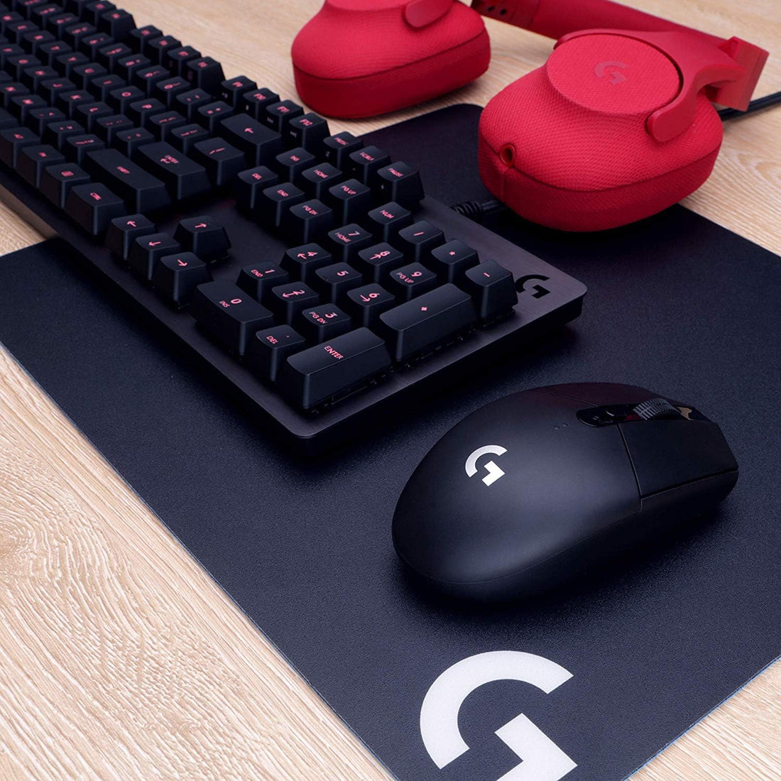 Logitech G305 Lightspeed Wireless Gaming Mouse