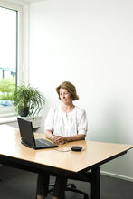 Jabra Speak 410 Speaker Phone - Unified Communications Optimised Portable Conference Speaker with USB - Plug-And-Play Connectivity with Computers