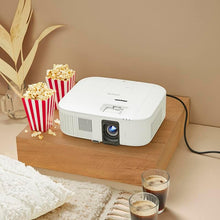 EPSON EH-TW6150 4K PRO-UHD projector, 2,800 lumen brightness, lag time of less than 20ms, 3LCD technology, USB, HDMI