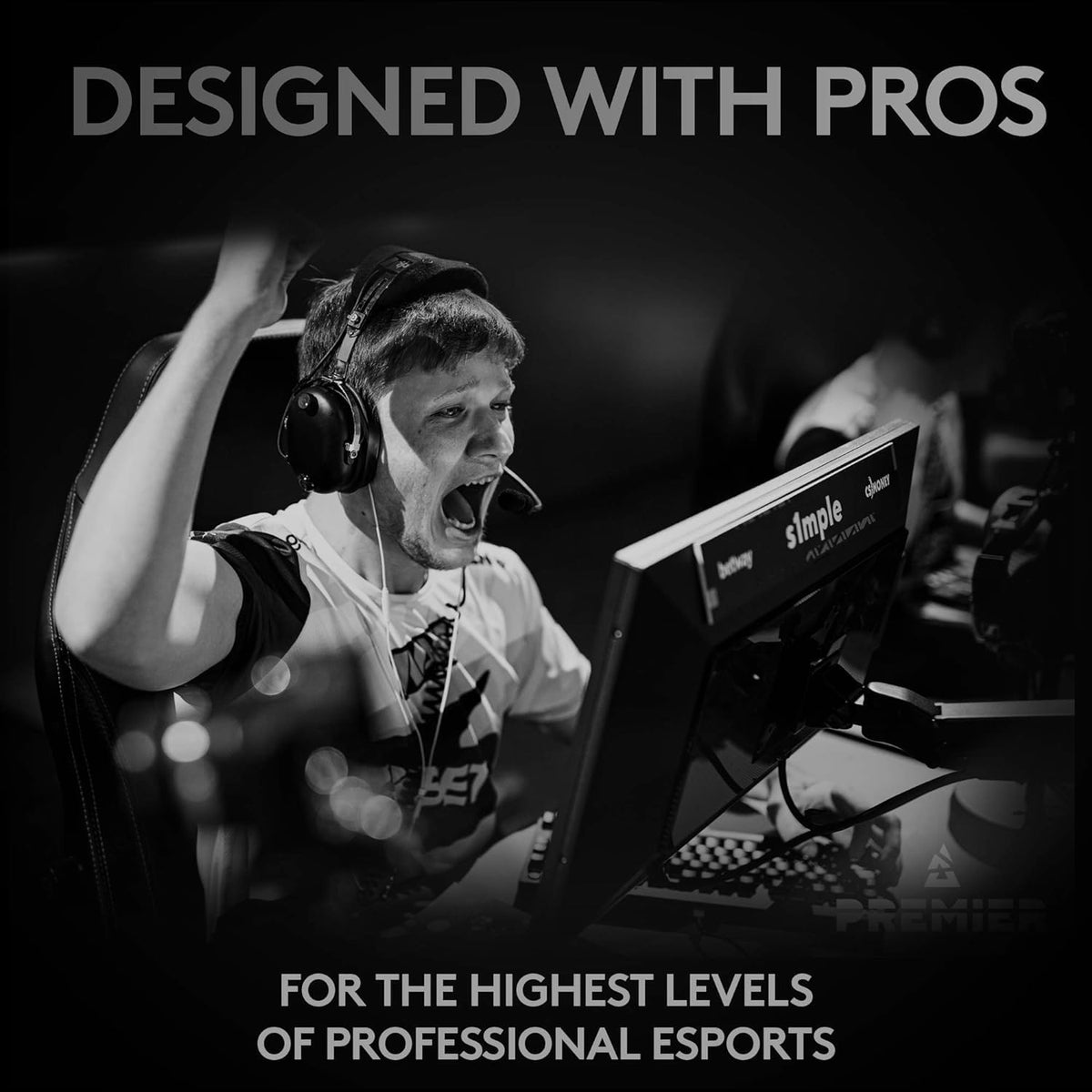 Logitech G PRO X SUPERLIGHT Wireless Gaming Mouse, Ultra Lightweight 63 g, HERO 25K Sensor, 25,600 DPI, 5 Programmable Buttons, Long Battery Life,Red