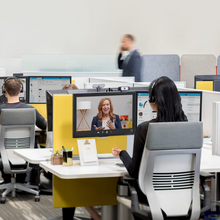 Logitech Brio Stream Webcam, Ultra HD 4K Streaming Edition, Works with  PC/Xbox/Laptop - Black