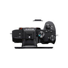 Sony a7 Iii Full-frame Mirrorless Interchangeable-Len Camera with 28-70mm Lens Optical with LCD (Black,3In)