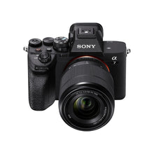 Sony Alpha 7 IV Full-Frame Mirrorless Interchangeable Lens Camera, 33 Mega Pixel Full-Frame Back-Illuminated Exmor R CMOS Image Sensor, ILCE-7M4K, with 28-70mm Zoom Lens