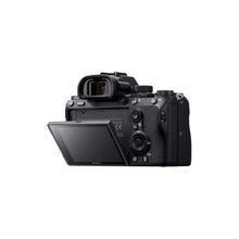 Sony Alpha A7 Iii Full-Frame Professional Camera 35Mm Sensor With Sel2870 Interchangeable Lens, 24.2 Megapixels - Black (Ilce-7M3K)