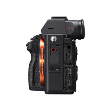 Sony Alpha A7 Iii Full-Frame Professional Camera 35Mm Sensor With Sel2870 Interchangeable Lens, 24.2 Megapixels - Black (Ilce-7M3K)