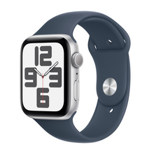 Apple Watch SE (2nd Gen, 2023) [GPS 40mm] Smartwatch with Silver Aluminum Case with Silver Sport Band S/M. Fitness & Sleep Tracker, Crash Detection, Heart Rate Monitor, Retina Display, Water Resistant
